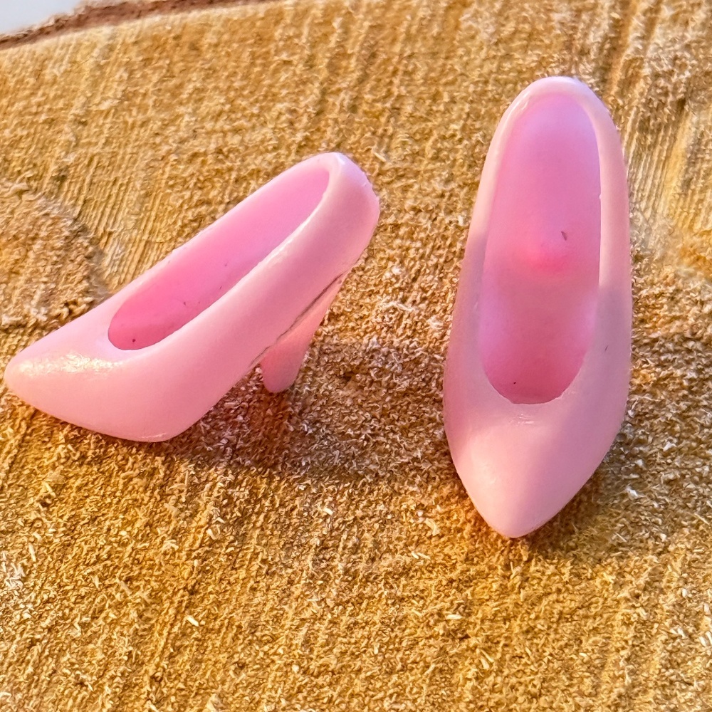Vintage PINK BARBIE Superstar Doll Closed Toe Heels Shoes Hong Kong